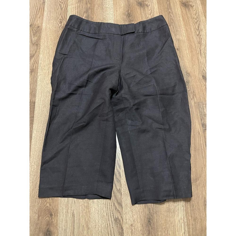 Evan Picone Shorts, Women's Size 10, Black, Capri, Pleated